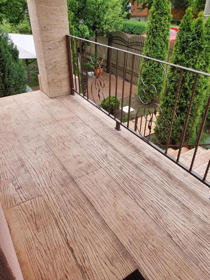 فندق Casa Cattleya Târgu Jiu المظهر الخارجي الصورة