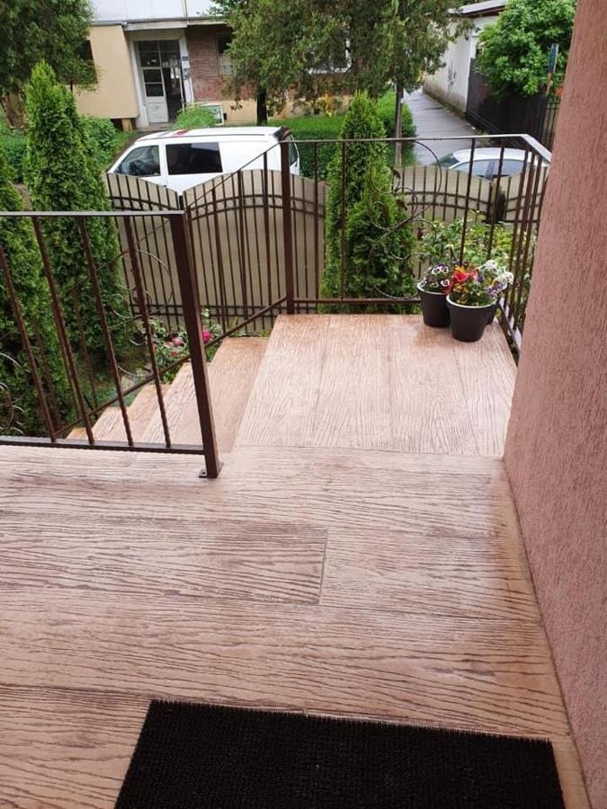 فندق Casa Cattleya Târgu Jiu المظهر الخارجي الصورة